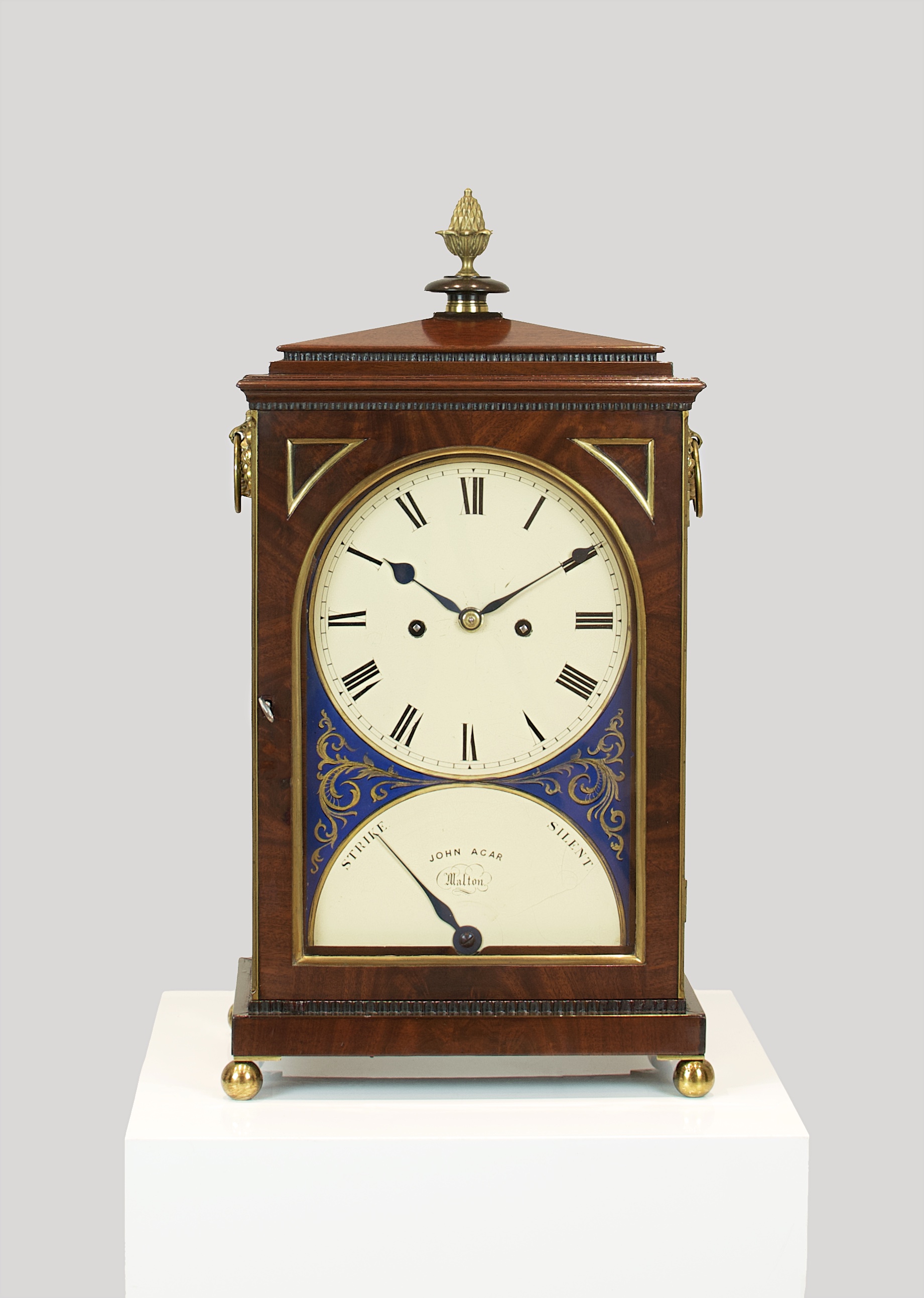 longcase clock image